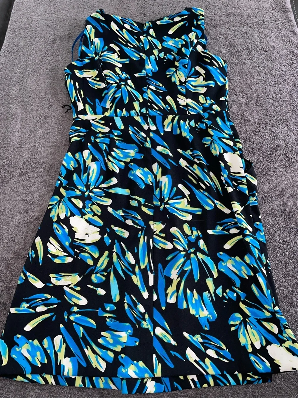 Studio I Black Floral-Brush Midi Dress with Belt - Blue, Aqua & White. Size 4P - Picture 7 of 9